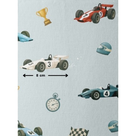 Tissu Formule 1 voiture de course vintage sur fond bleu clair- Certifié Oeko-Tex® Mercerie des Princesses